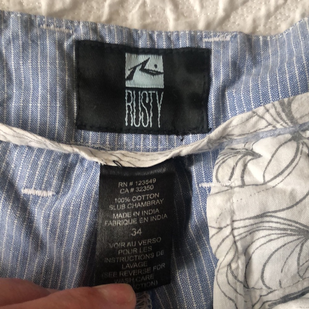 Men’s Rusty Shorts - Picture 4 of 4